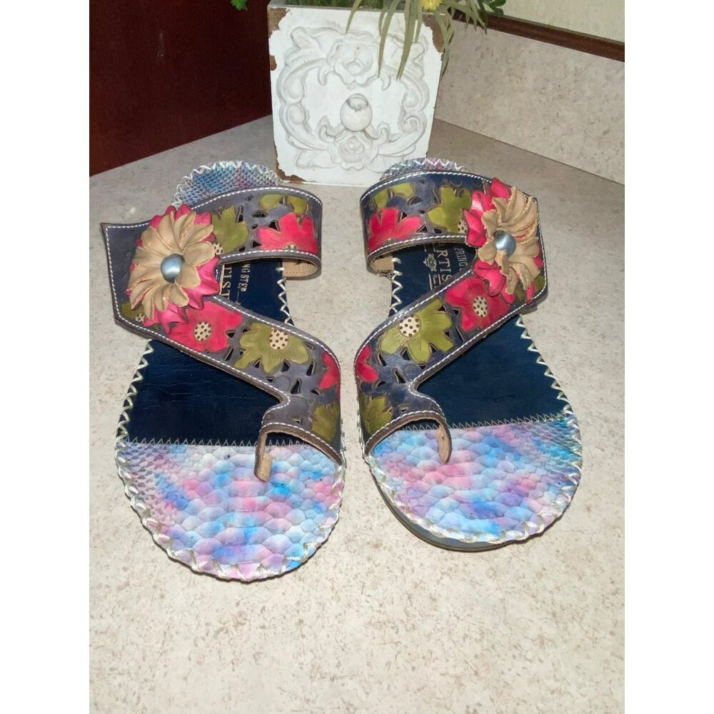 L'artiste By Spring Step Leather Toe-Loop Sandals… - image 3